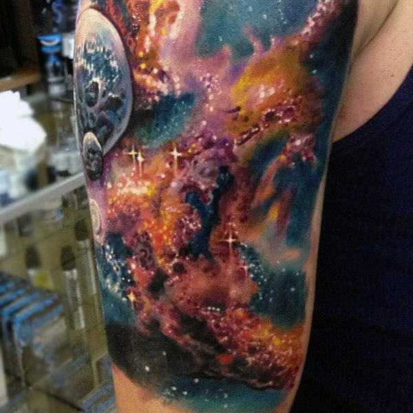tatuaje de nebulosas